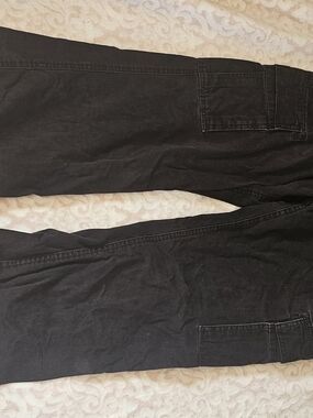 Falls Creek Men's Relaxed Cargo Jeans in Black